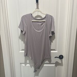 nuuds Women's Light Gray Short Sleeve Bodysuit